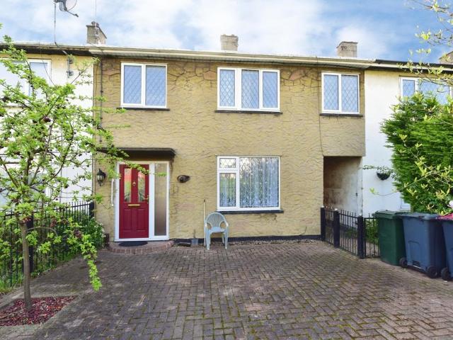 3 bedroom terraced house for sale