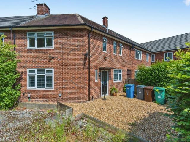 3 bedroom terraced house for sale