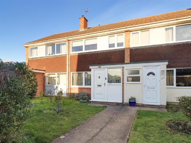 3 bedroom terraced house for sale