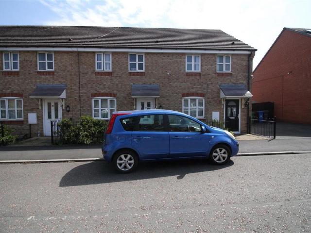 3 bedroom terraced house for sale