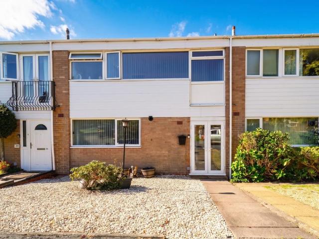 3 bedroom terraced house for sale