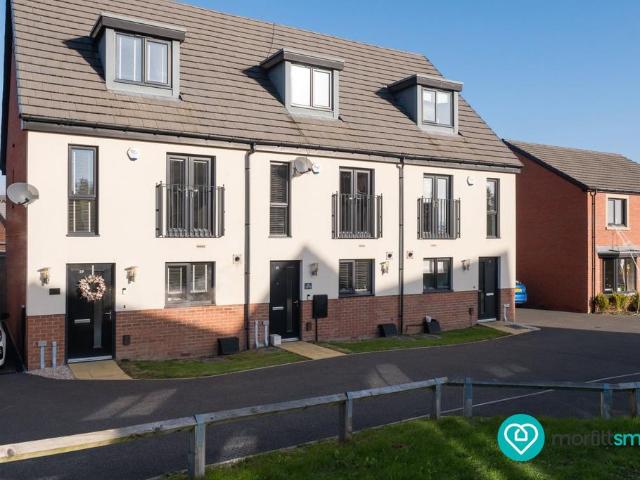 3 bedroom terraced house for sale