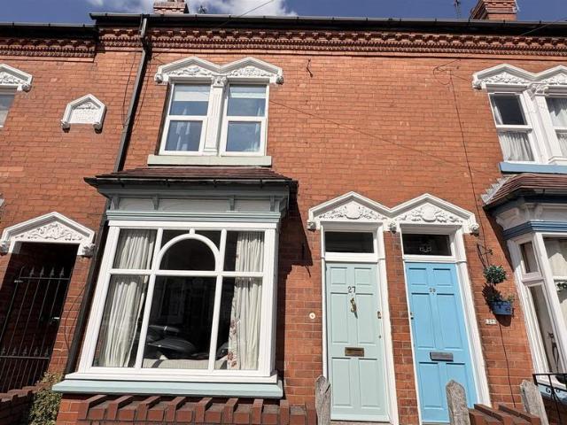3 bedroom terraced house for sale
