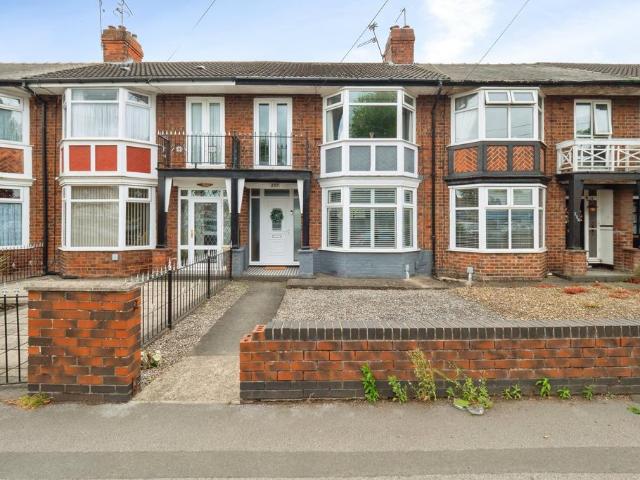 3 bedroom terraced house for sale