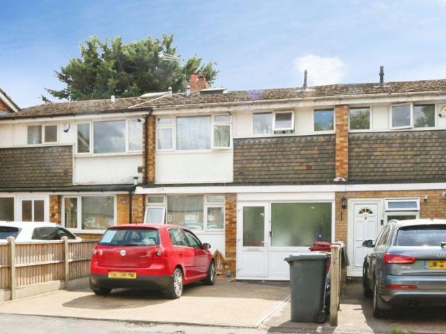 3 bedroom terraced house for sale