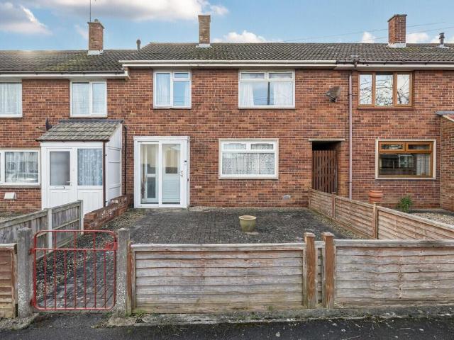 3 bedroom terraced house for sale