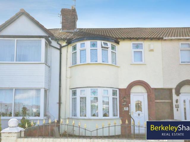 3 bedroom terraced house for sale