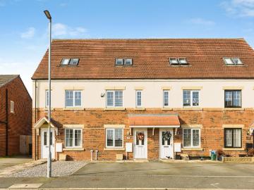 3 bedroom terraced house for sale