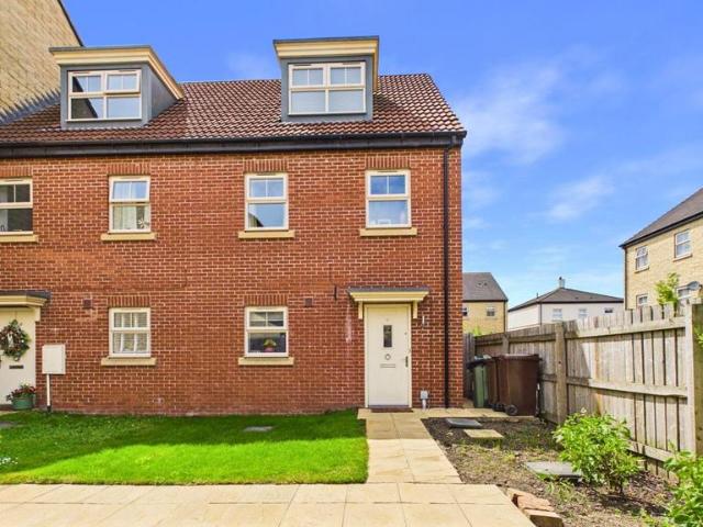 3 bedroom terraced house for sale