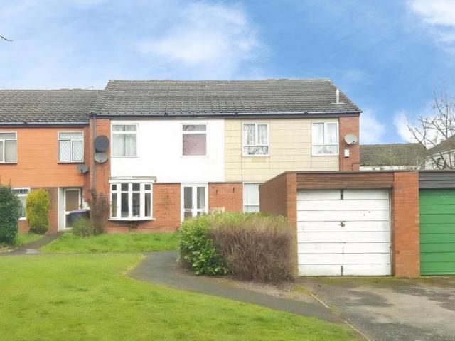 3 bedroom terraced house for sale