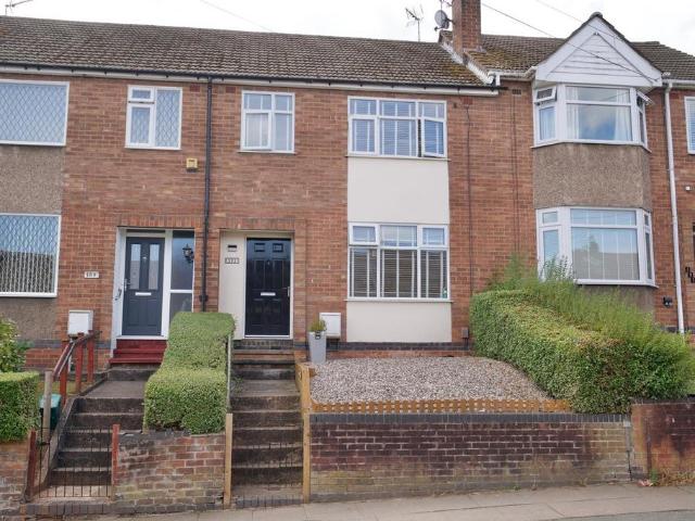 3 bedroom terraced house for sale