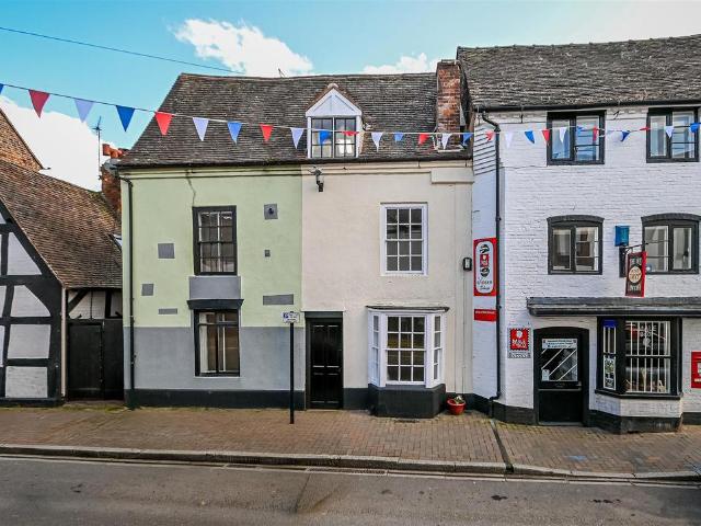 3 bedroom terraced house for sale