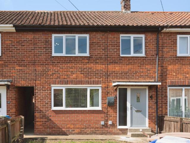3 bedroom terraced house for sale