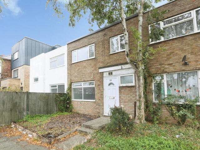 3 bedroom terraced house for sale