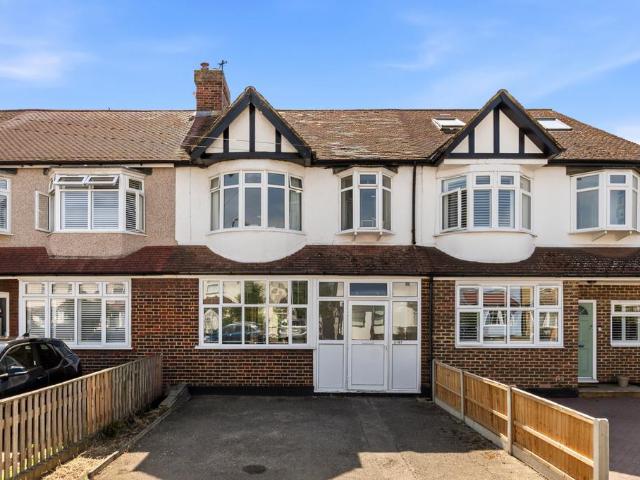 3 bedroom terraced house for sale