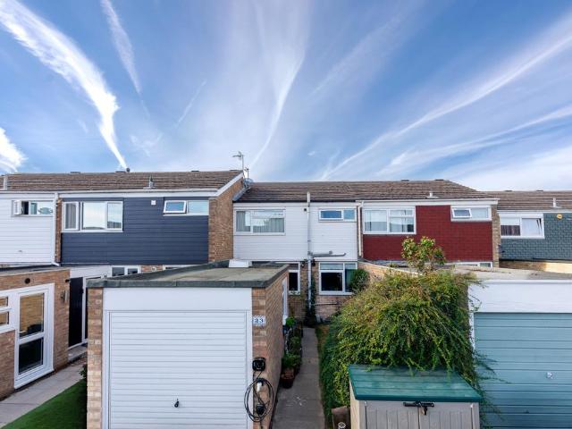 3 bedroom terraced house for sale