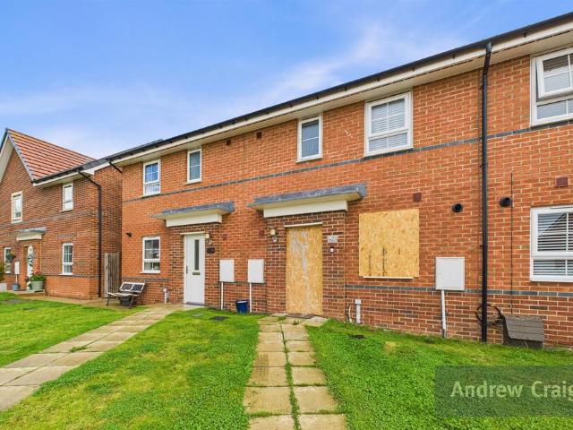 3 bedroom terraced house for sale