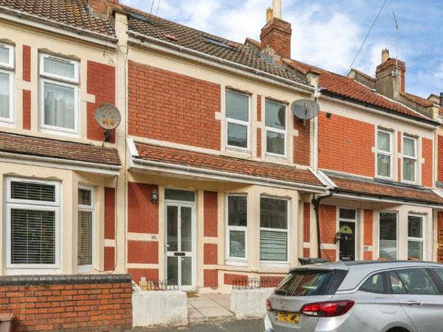 3 bedroom terraced house for sale