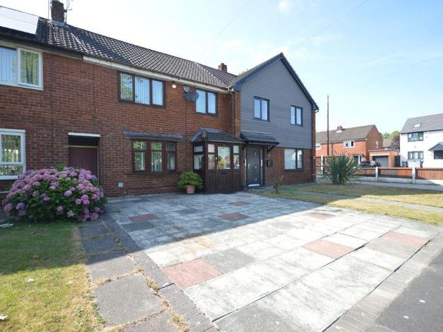 3 bedroom terraced house for sale