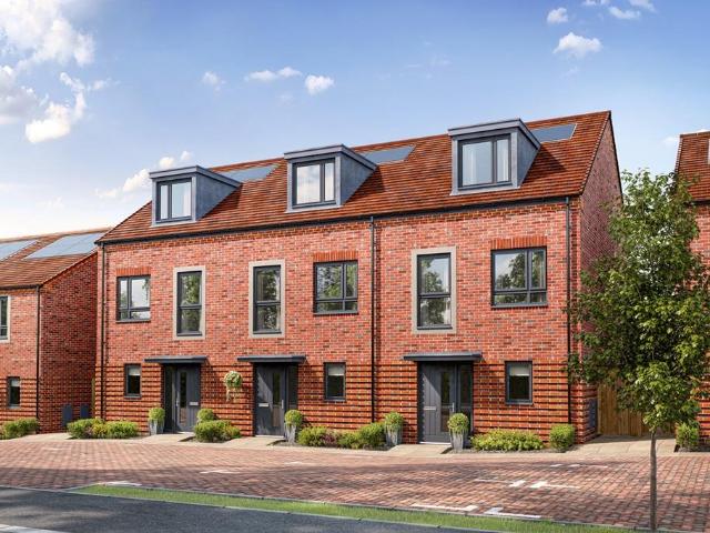 3 bedroom terraced house for sale