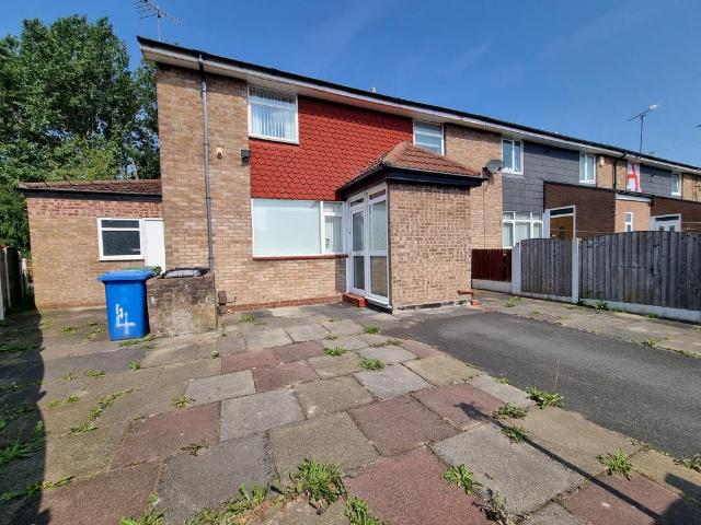 3 bedroom terraced house for sale