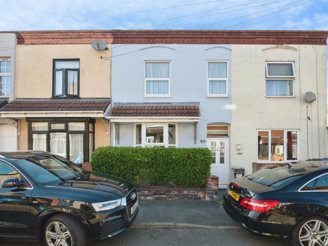 3 bedroom terraced house for sale
