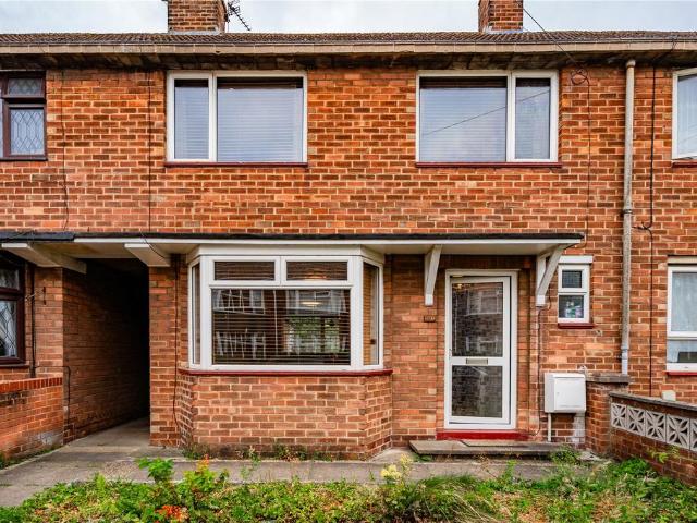 3 bedroom terraced house for sale