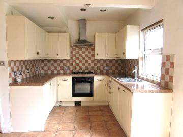 House for sale in Wealdstone - Garden, Equipped kitchen