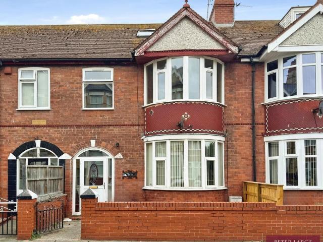 3 bedroom terraced house for sale