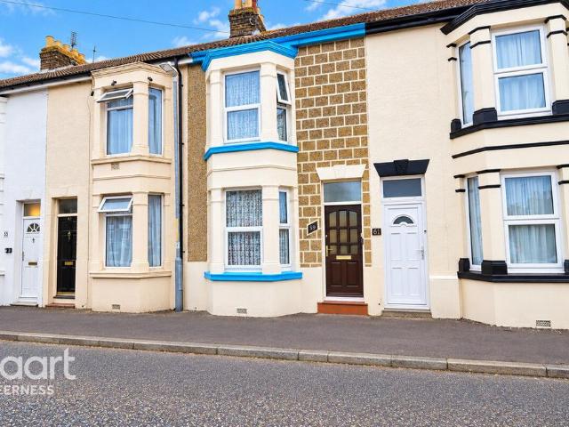 3 bedroom terraced house for sale