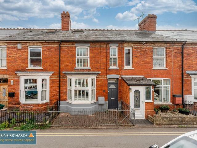 3 bedroom terraced house for sale