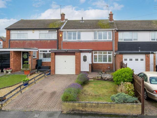 3 bedroom terraced house for sale