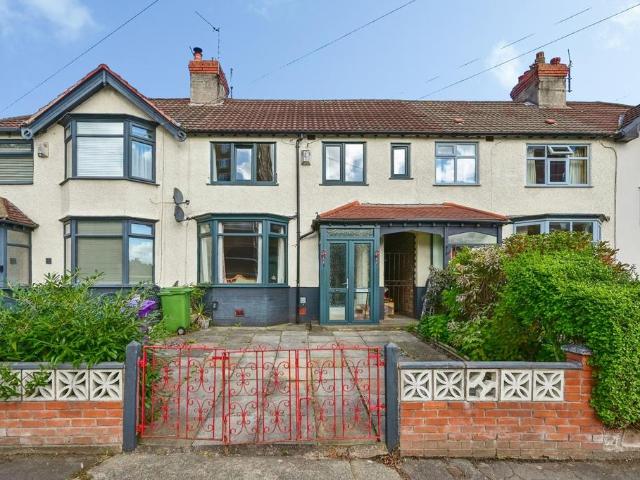 3 bedroom terraced house for sale