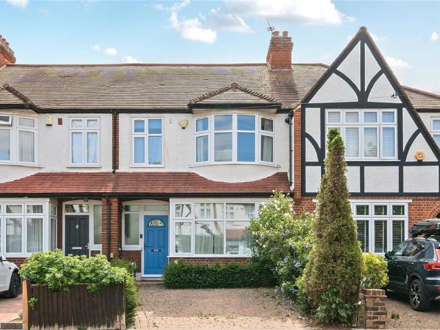 3 bedroom terraced house for sale