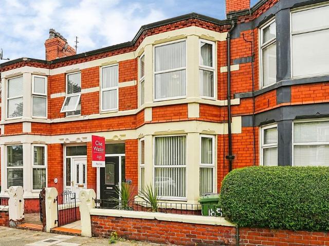 3 bedroom terraced house for sale