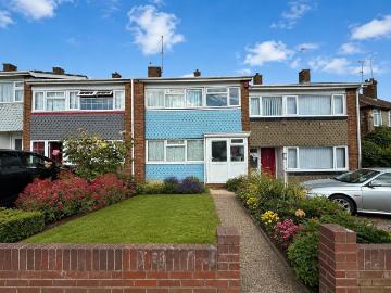 3 bedroom terraced house for sale