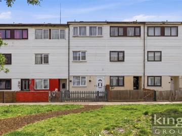 4 bedroom terraced house for sale