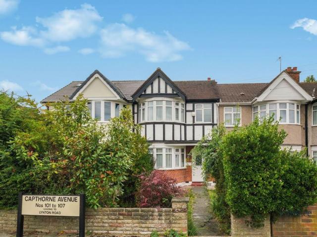 3 bedroom terraced house for sale