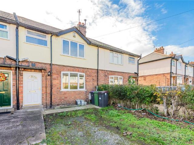 3 bedroom terraced house for sale