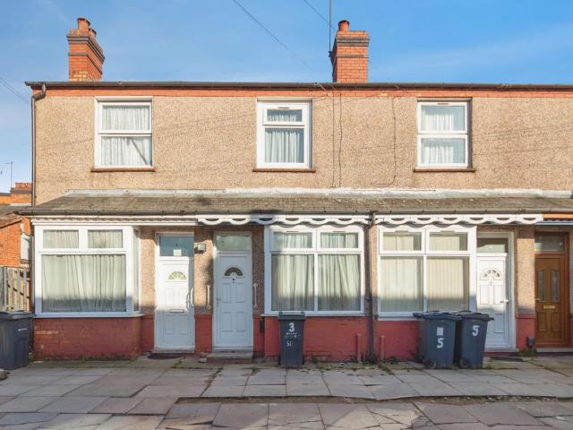 3 bedroom terraced house for sale