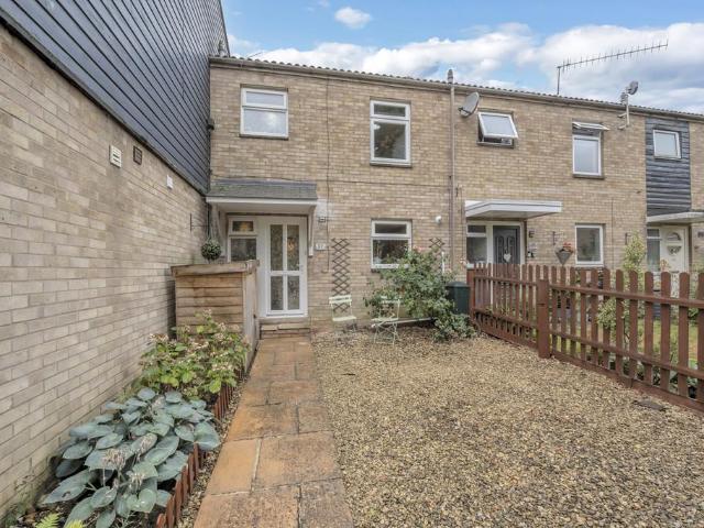 3 bedroom terraced house for sale