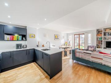 Southfields, SW18, Battersea Reach, London, Greater London