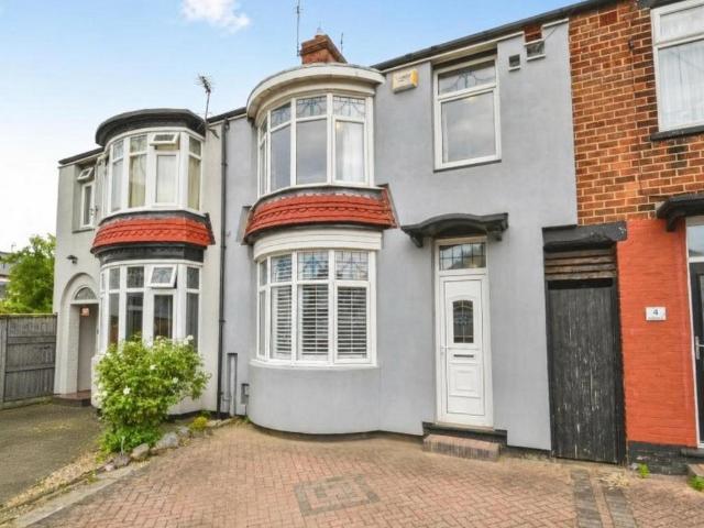 3 bedroom terraced house for sale