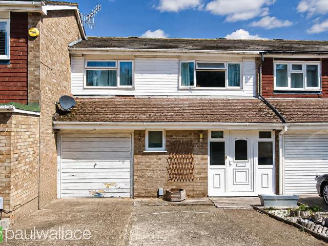 3 bedroom terraced house for sale