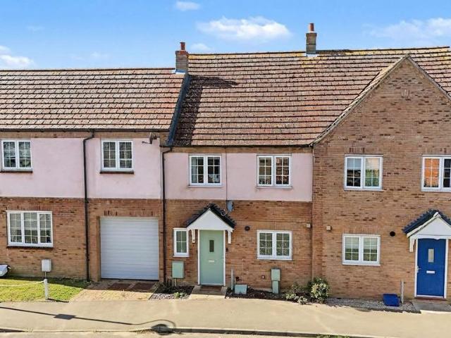 3 bedroom terraced house for sale