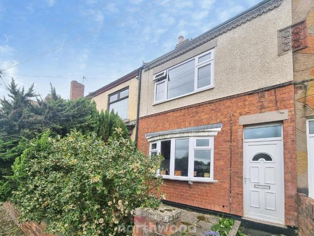3 bedroom terraced house for sale