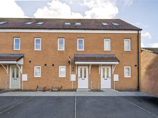 3 bedroom terraced house for sale