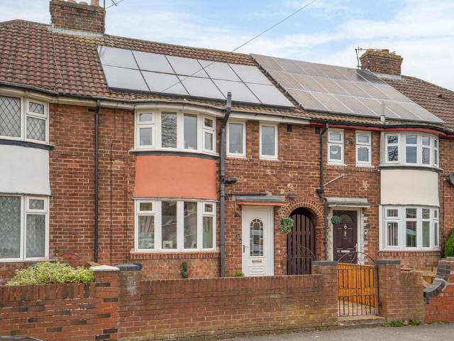 3 bedroom terraced house for sale