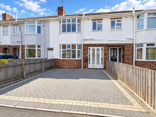 3 bedroom terraced house for sale