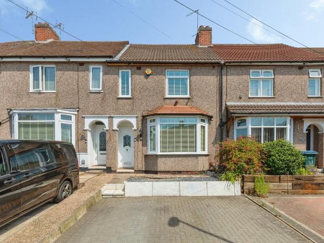 3 bedroom terraced house for sale